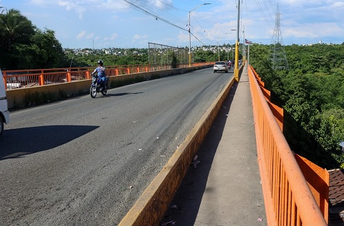 Foto puente La Barquita