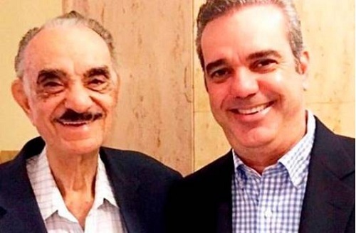 Foto Abinader recuerda a su padre en la revolución de Abril