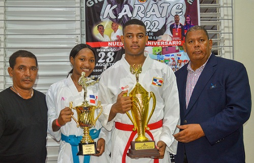 Foto ganadores de karate
