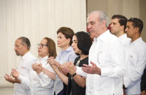 Foto Abinader en Tedeum Catedal de Santiago 30 de Marzo 2026