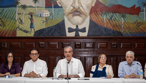 Foto Abinder Faride Taveras Rosa Santos y Eduardo Estrella