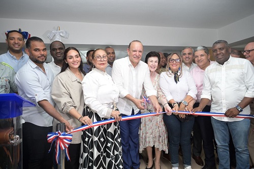 Foto Alcaldía Santiago entrega  Casa Club de Arroyo Hondo
