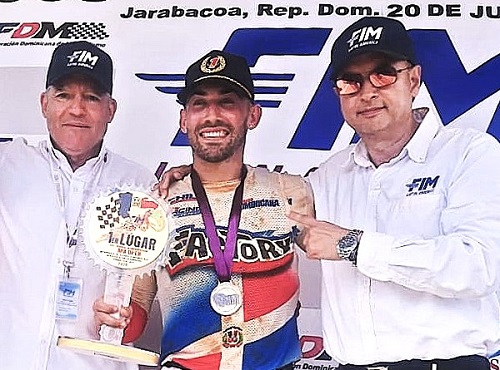 Foto Carlos Finke Framklin Nogueras y Pedro Venturo