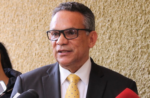 Foto Lic. Ramón Ventura Camejo 3