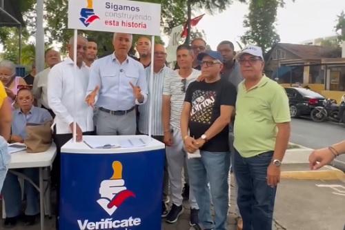 Foto PRM se moviliza en Sanriago
