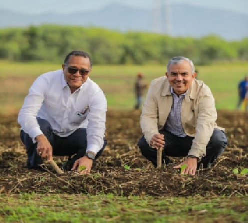 Foto Rector ISA y director INTABACO