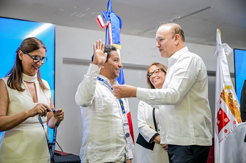 Foto Ulises felicita a Franco