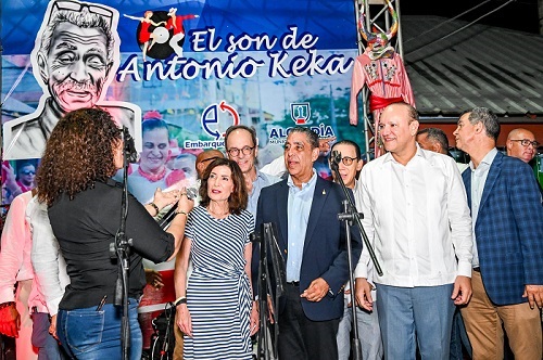 Foto alcalde Ulises goernadora de NY y congresista de NY