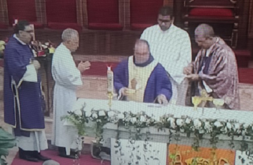 Foto arzobispo Morel 89