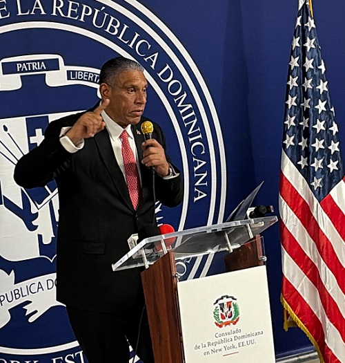 Foto cósul Chú Vásquez