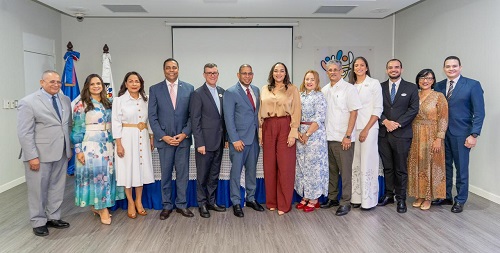 Foto funcionarios del CAID