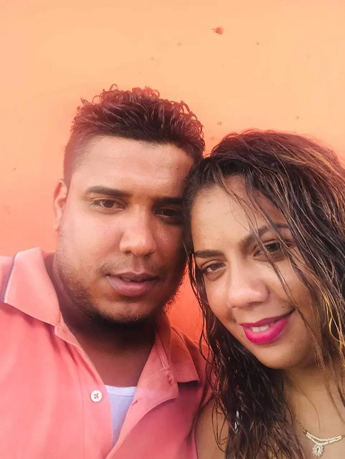 Foto hombremata pareja