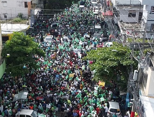 Foto marcha de Leonel