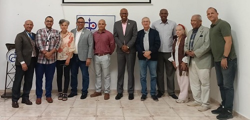 Foto periodistas participan en Curso CDP Santiago