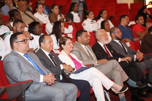 Foto periosistas en el Palacio Nacional