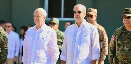 Foto presidente elcto de Chile y Abinader