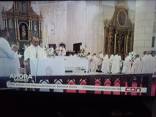 Foto sacerdotes Jueves Santo SD