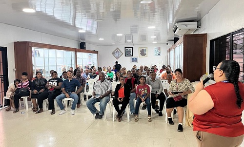 Foto taller en Gobenacion de Santago