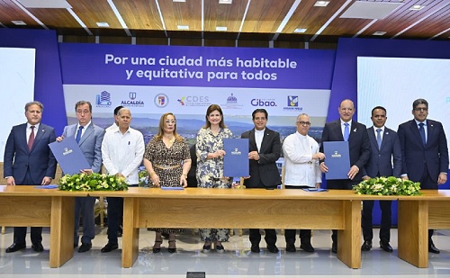 fOTO uLISES rODRÍGUEZ LA GOBERNADORA LA VICEPRESIDENTE Y OTROS EN LA aLCALDÍA