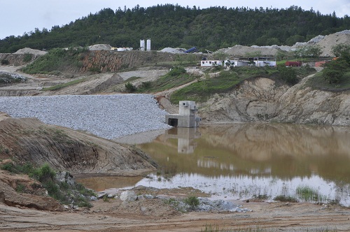 Foto Presa La PiÃ±a