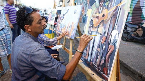 Foto artistas pintan los retratos de Piro el músico