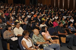 foto Público charla Ana Simò