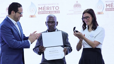 Foto ELMINIO en reconocimiento del  MAP