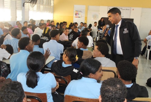Foto Ficalía orienta sobre narcotráfico a estudiantes