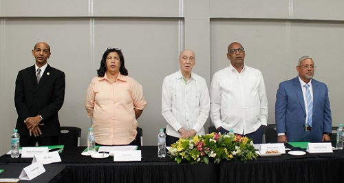 Foto SANTO DOMINGO.- En la Séptima Asamblea General Anual Ordinaria de Coop Eclof también participaron Moisés Parra Henríquez prlancia Marta Peña