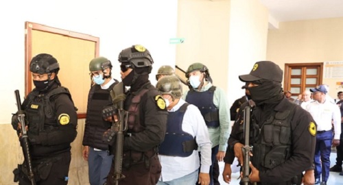Foto Santoiago Hazín y otros del SENASA