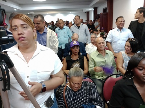 Foto asistentes acto de Silvio del PLD
