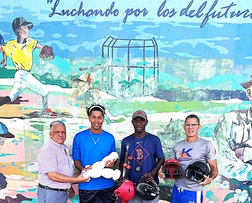 Foto entrega de útilides 32