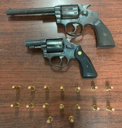 Foto revólveres incautados agresiones vicealcldesa SJM