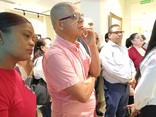 Foto periodistas en Museo de Santiago